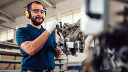 Umschulung zum/zur Fachkraft für Metalltechnik